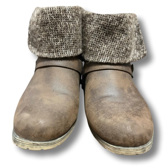 Rocket Dog Sweater Cuff Ankle Boots Women’s - Picture 3 of 3